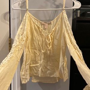 Forever 21 cream off the shoulder sleeve blouse with lace sleeves size small